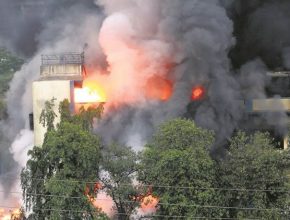 Chemical factory fire mumbai