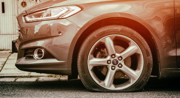 Learn How to Change Flat Tire? A Complete Guide